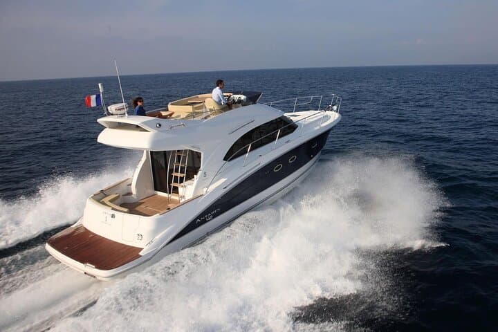 Private Sunset Cruise in Tenerife: 2-Hour Luxury Motorboat with Drinks photo 5