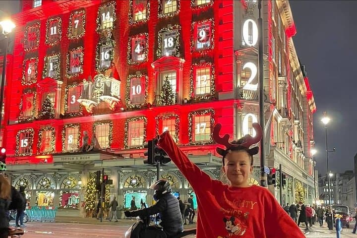 Private London Christmas Lights Taxi Tour: Evening Route, Stops & Tips photo 4