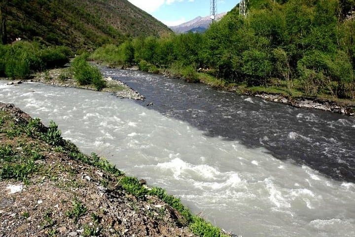 Tbilisi to Juta Full-Day Hike: Chaukhi Ridge, Ananuri & Mountain Views photo 3