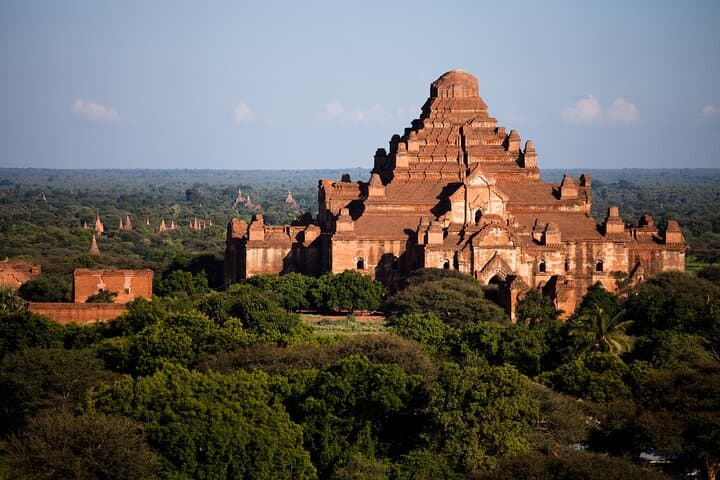 Sunset Horse-Cart Tour of Bagan's Ancient Temples photo 3