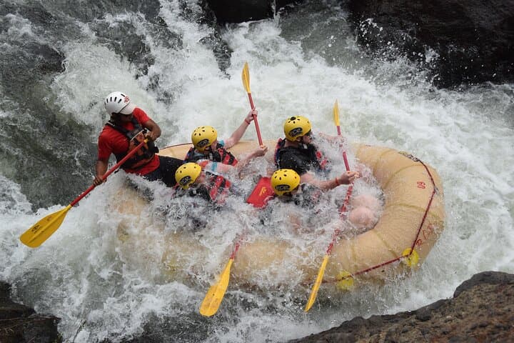 Tenorio River White Water Rafting (Class 3–4) — Hermosa & Coco Full-Day Adventure photo 3