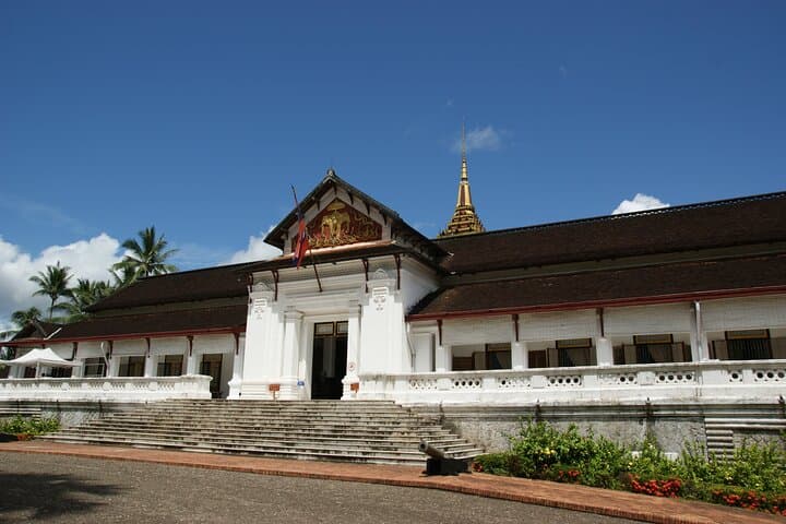 Exploring Luang Prabang: Full-Day Highlights and Kuang Si Waterfall photo 2
