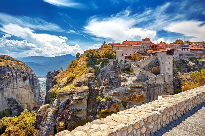 3-Day Meteora Trip from Athens: Guided Monasteries, Hiking & Museum photo 6