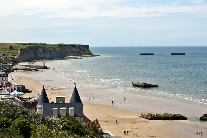 Private D-Day Landing Beaches Tour from Paris: Omaha, Pointe du Hoc & American Cemetery photo 2
