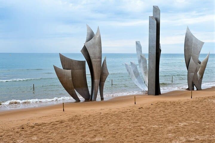 Explore the Historic Normandy D-Day Beaches with Ease photo 5