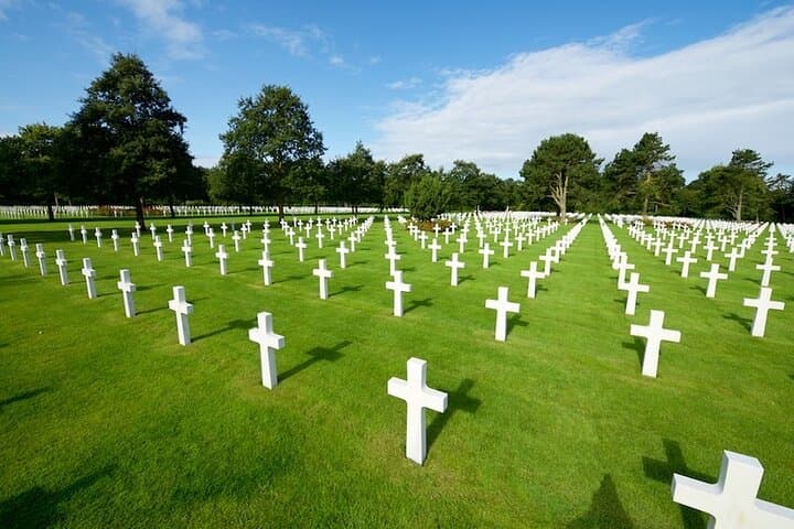 Private D-Day Landing Beaches Tour from Paris: Omaha, Pointe du Hoc & American Cemetery photo 6