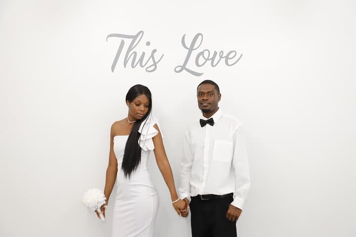 Quickie Las Vegas Wedding: Sign & Go at Paradise Wedding Chapel photo 3