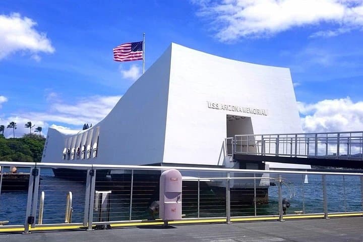 Pearl Harbor to North Shore: Full-Day Oahu Private Tour with Waterfall Swim photo 1