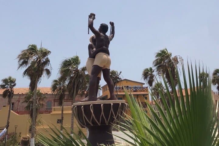 Dakar & Gorée Island: Full-Day Cultural and Coastal Discovery photo 3