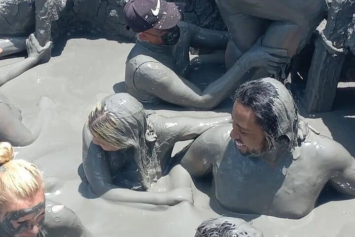 Mud Baths & The Pink Sea: Totumo Volcano and Galerazamba Day Tour photo 3