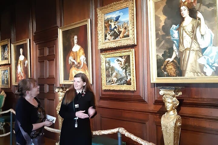 Inside Hampton Court Palace: Private Guided Tour with an Accredited Historian photo 4