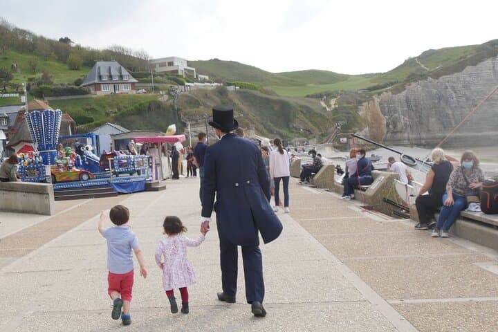 Solve Étretat’s Cliffside Mystery: An Outdoor Escape Game on the Alabaster Coast photo 5