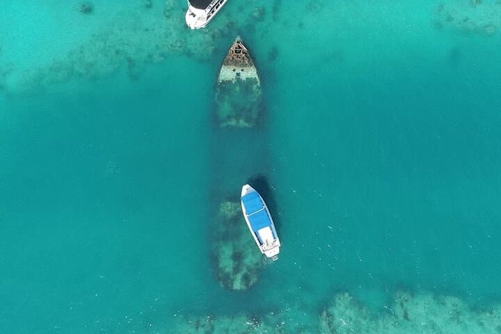 Bermuda Glass Bottom Boat Cruise: Explore Coral Reefs and the HMS Vixen