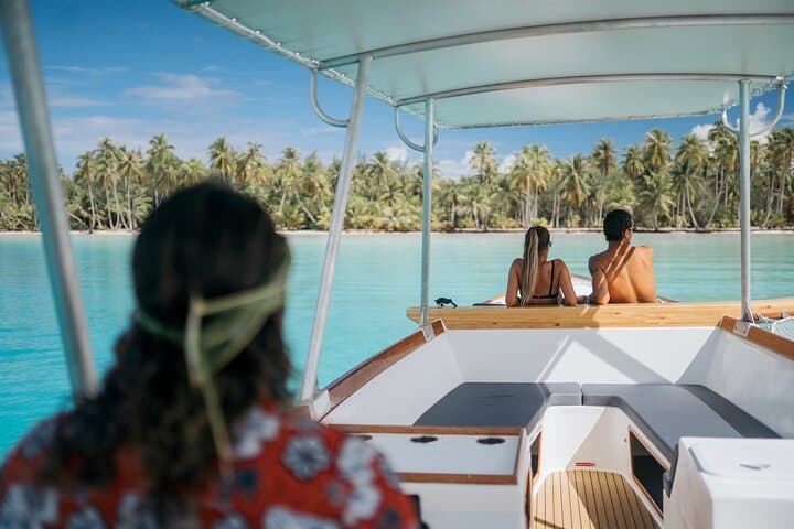 Bora Bora Lagoon Snorkel & Tahitian Oven Lunch — Stingrays, Sharks & Coral Gardens photo 2