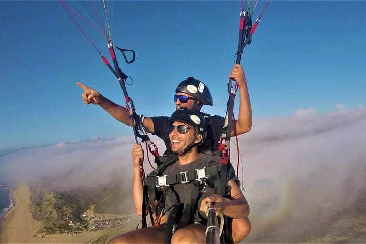 Paragliding Algarve Experience: Tandem Flights Over Albufeira Cliffs photo 5