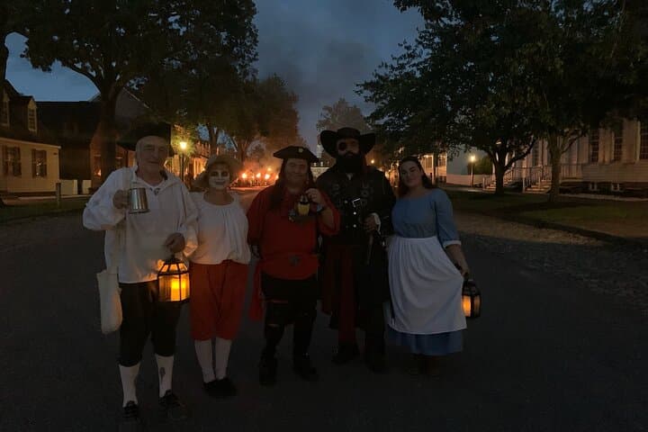 Williamsburg Ghosts, Witches & Pirates Night Walk — Haunted Colonial Williamsburg Tour photo 2