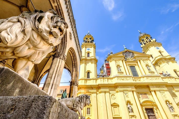 Munich Top 5 Churches Private Walking Tour — St. Peter’s, Frauenkirche & Asamkirche photo 3