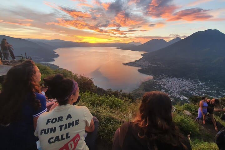 Mayan Nose Sunrise Hike & Chichicastenango Market Tour — Lake Atitlán Day Trip photo 5