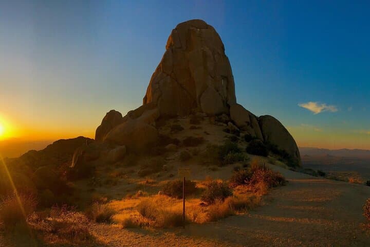 Tom's Thumb Guided Hike in Scottsdale — McDowell Sonoran Preserve Adventure