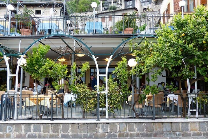 Full-Day Lake Garda Tour: Bus, Boat & Lakeside Villages photo 2