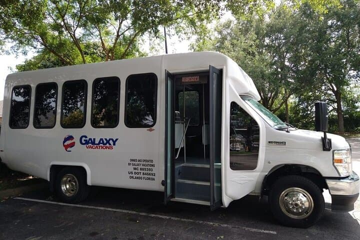 Smooth Arrival: Orlando MCO Shuttle to Lake Buena Vista Resorts photo 3
