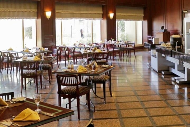 Overnight El Ain Sokhna Red Sea Escape from Cairo — Private 1-Night Beach Getaway photo 4