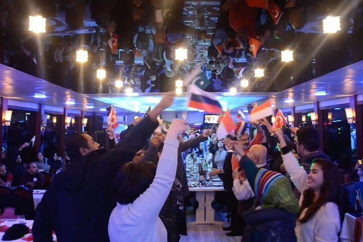 Bosphorus Dinner Cruise: Sunset Views, Live Turkish Night Show, and Unlimited Drinks photo 3