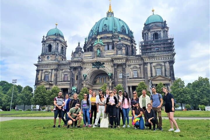 Original Berlin Walking Tour — Reichstag, Brandenburg Gate & Checkpoint Charlie in 3 Hours