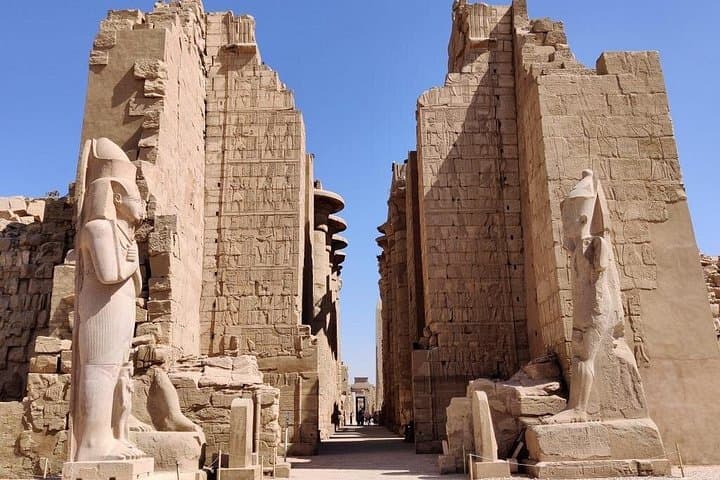 luxor-to-aswan-4-night-nile-cruise-with-hot-air-balloon-and-abusimbel photo 3