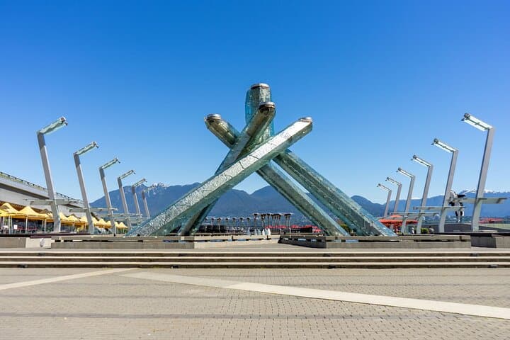 Half-Day Vancouver City Tour & 360° Vancouver Lookout Experience photo 2