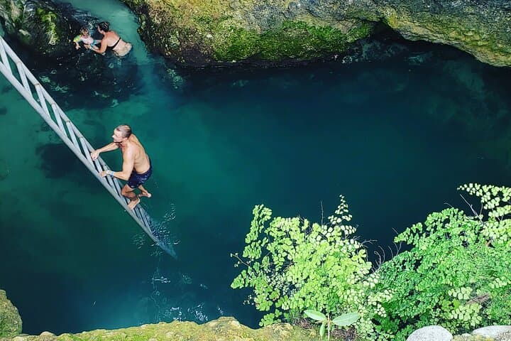 Experience the Thrill of Bluehole and Rick's Cafe Adventure photo 2