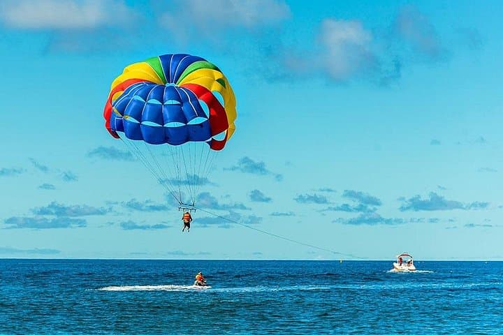 Parasailing and Jetski Adventure in Montego Bay: 45-Minute Caribbean Thrill photo 2