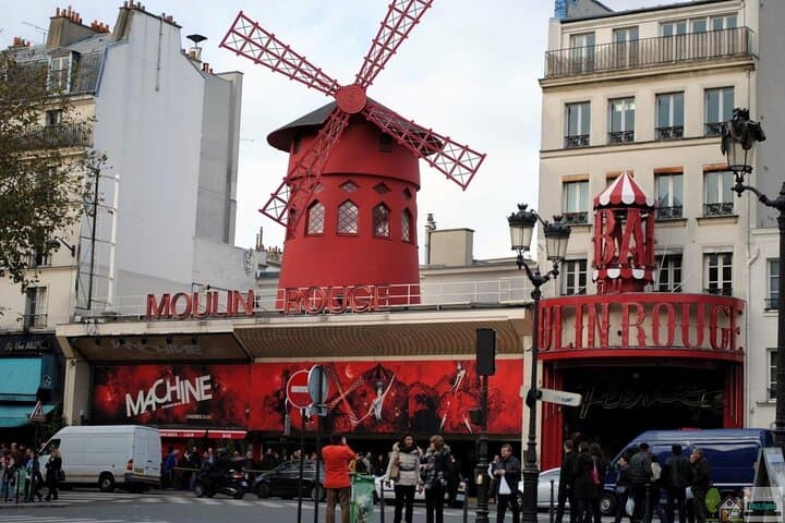 Private Paris City Tour: 3-Hour Guided Drive with Hotel Pickup