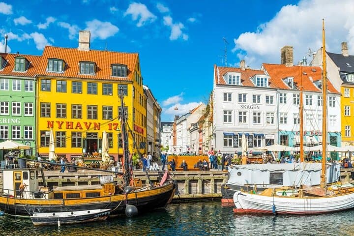 Copenhagen e-Scavenger Hunt: Self-Guided City Game and Walking Tour photo 4