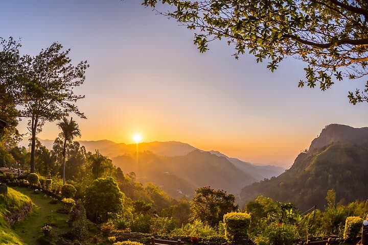 Discover Ella: 2 Nights in Sri Lanka's Hill Country — Ella Rock, Little Adam's Peak & Nine Arch Bridge