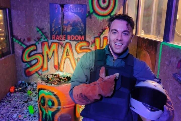 Chiang Mai Rage Room — Smash to Reset: A Guided Breakroom Experience photo 3