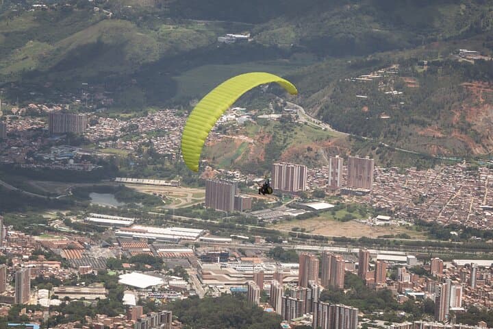 Tandem Paragliding from Medellín — Half-Day Flights Over the Aburrá Valley photo 6