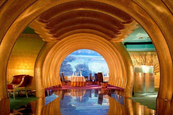 Burj Khalifa Level 124 Dinner & 360° View — Dubai Dining Experience photo 3
