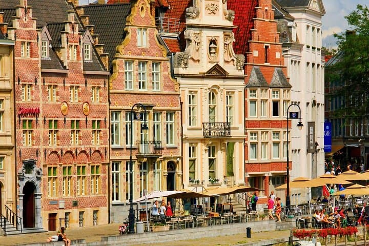 Bruges Small-Group Full-Day Minivan Trip from Paris — Guided Walking Tour & Free Time photo 6