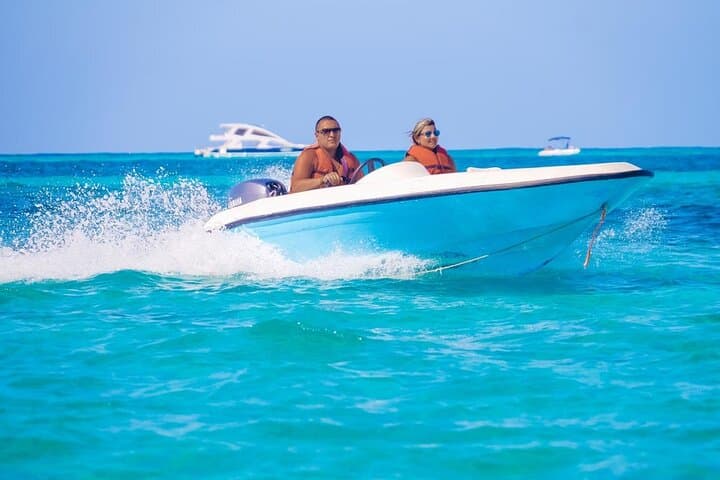 Adrenaline-Packed Speedboat Adventure in Punta Cana