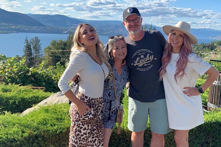 OK Falls Half-Day Wine Tour: Corkscrew Drive Tastings & Vineyard Views