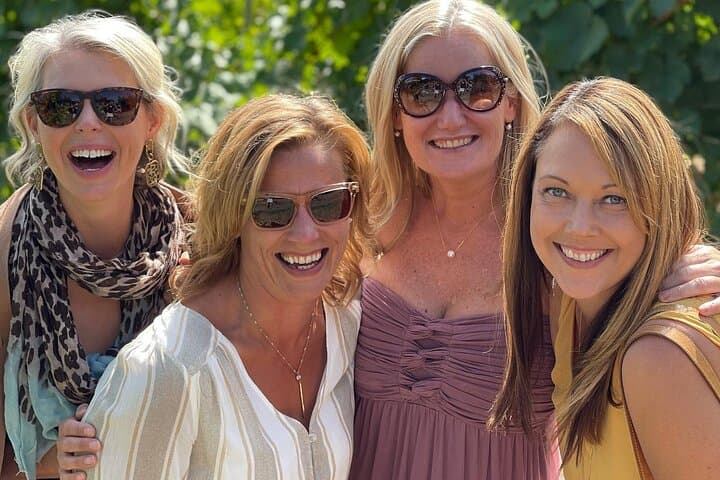 Osoyoos Half-Day Wine Tour: Top Vineyard Tastings, Transport & Local Insights photo 3