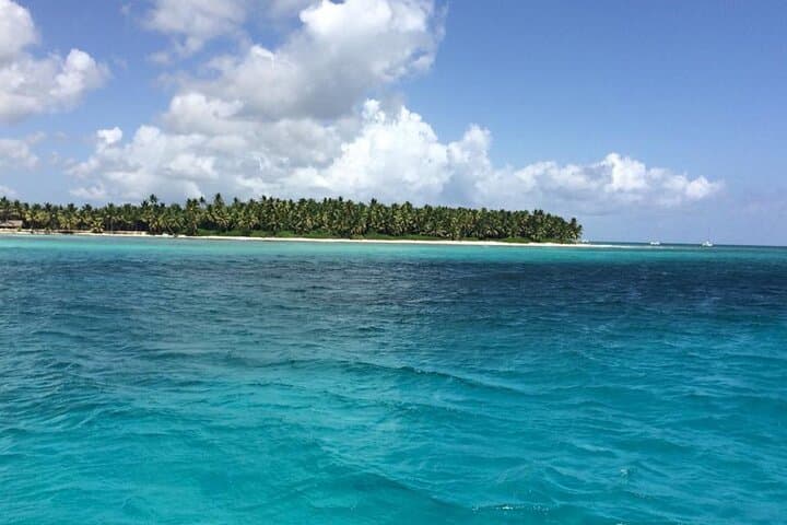 Private Speedboat to Isla Saona from Bavaro — Natural Pool, Starfish & Beach Lunch photo 2