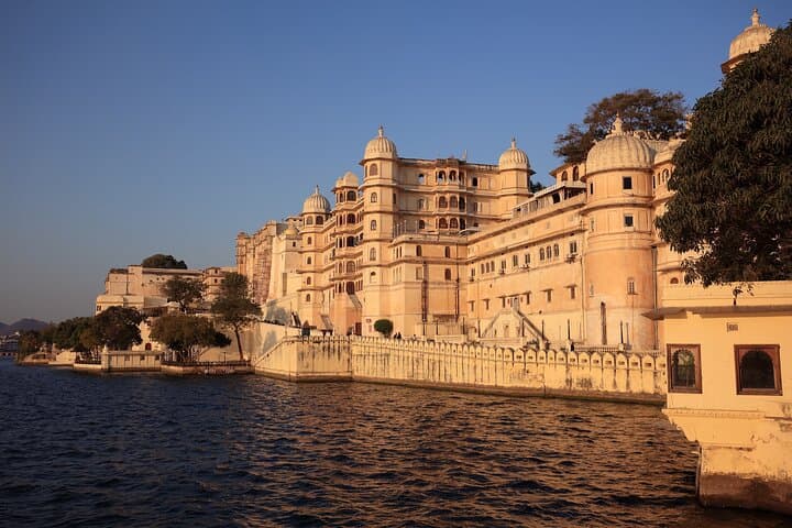 6-Day Mount Abu & Udaipur: Palaces, Temples & Aravalli Views photo 3