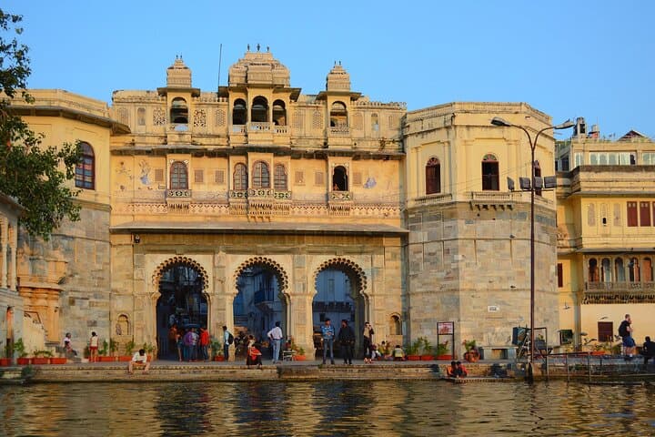 8-Day Rajasthan Highlights: Udaipur, Jodhpur & Jaisalmer Tour Guide photo 5