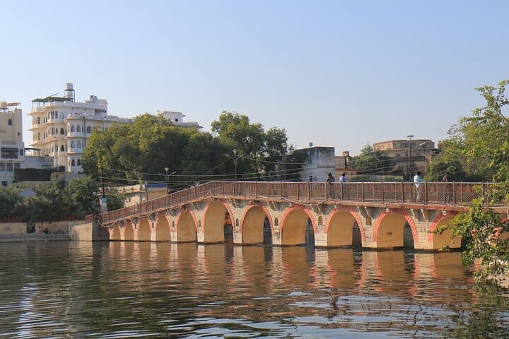 8-Day Rajasthan Highlights: Udaipur, Jodhpur & Jaisalmer Tour Guide photo 6