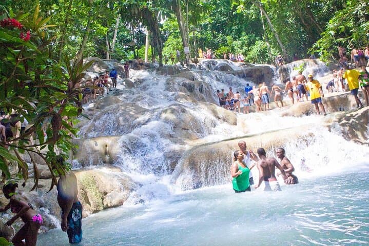 Dunns River Falls and Blue Hole: Combine Tour from Montego Bay