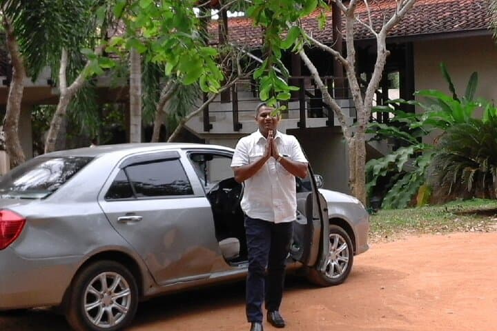 Negombo Airport Private Transfer: Smooth Door-to-Door Arrival Service photo 2