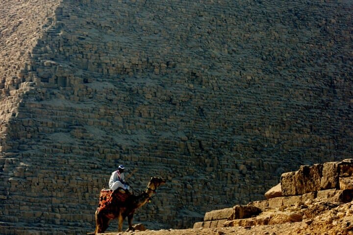 Full-Day Giza Pyramids, Egyptian Museum & Nile Lunch with Sound & Light Show photo 3
