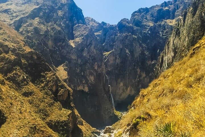 Huaruro Waterfall & Colca Canyon 4-Day Trek: Cabanaconde to Sangalle photo 5